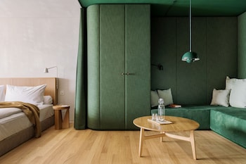 Lake View Design Balcony Room