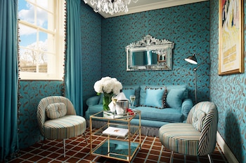 Suite (Master)