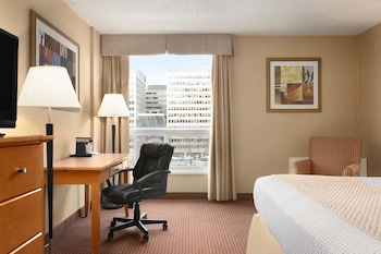 Comfort Room, 1 King Bed, Non Smoking