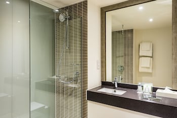 Standard Room, 1 Double Bed (Walk-In Shower)