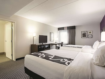 Room, 2 Queen Beds, Accessible, Non Smoking (Mobility/Hearing Impaired Accessible)