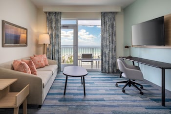 Studio, 1 King Bed with Sofa bed, Balcony, Beach View