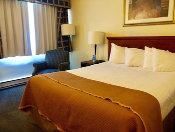 Standard Room, 1 Queen Bed