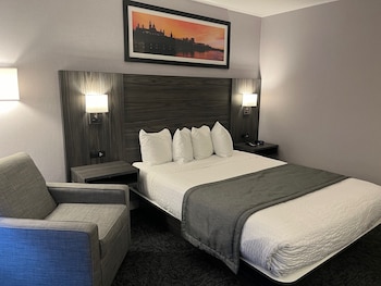 Deluxe Room, 1 Queen Bed, Non Smoking