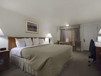 Room, 1 King Bed, Non Smoking