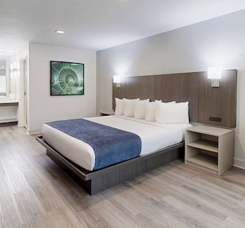 Superior Room, 1 King Bed