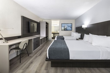 Superior Room, 2 Queen Beds