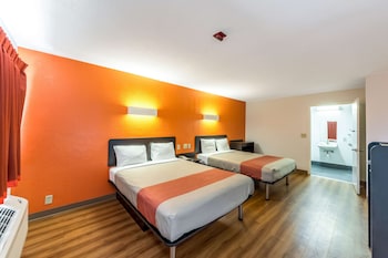 Standard Room, 2 Queen Beds, Non Smoking