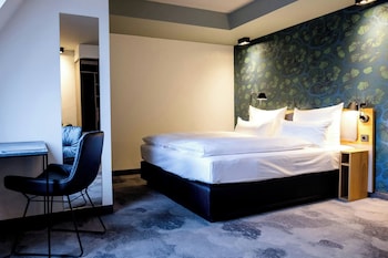 Room (Special One)