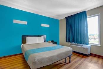 Standard Room, 1 Queen Bed, Smoking