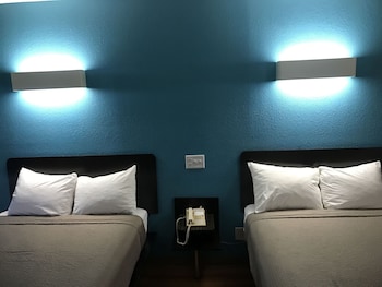 Standard Room, 2 Double Beds, Non Smoking