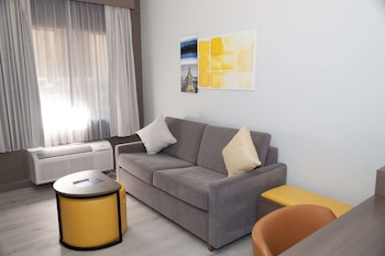 Suite, Multiple Beds, Non Smoking