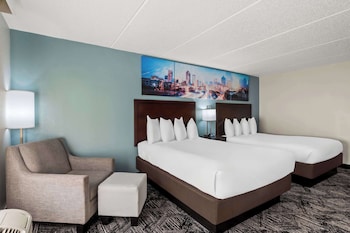 Standard Room, 2 Queen Beds, Accessible, Bathtub
