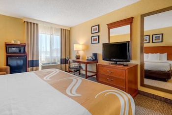 Standard Room, 1 King Bed, Non Smoking