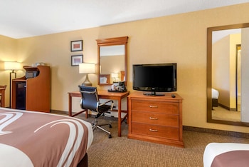 Standard Room, 2 Queen Beds, Non Smoking