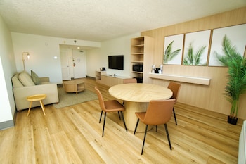 Tower Studio Suite (Newly Renovated)