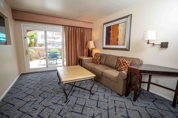 Villa, 2 Queen Beds, 1 Bedroom, Pool View (Valley)