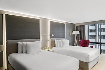 Premium Room (2 Double Beds)