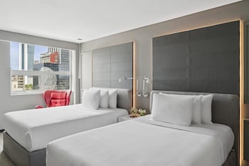 Superior Room (2 Double Beds)
