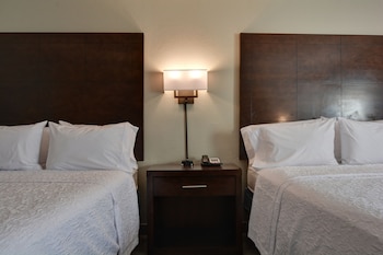 Room, 2 Queen Beds, Non Smoking