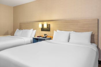 Room, 2 Queen Beds, Non Smoking