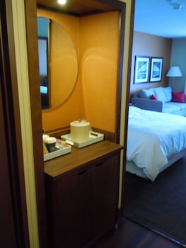 Room, 1 Queen Bed with Sofa bed