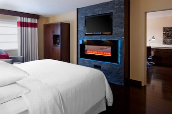 Presidential Suite, 1 King Bed with Sofa bed, Fireplace