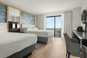 Club Room, 2 Queen Beds