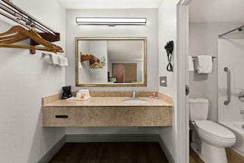 Standard Room, 2 Double Beds, Smoking