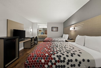 Standard Room, 2 Double Beds, Non Smoking