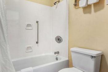 Suite, 1 King Bed, Non Smoking
