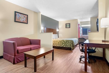 Suite, 1 King Bed, Non Smoking