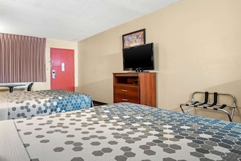 Standard Room, 2 Queen Beds, Non Smoking