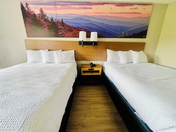 Room, 2 Queen Beds, Non Smoking (Pet-Friendly)