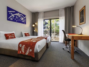Deluxe Family Room