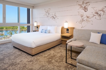 Ocean Front 1 King Bed
