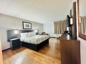 Standard Room, 1 King Bed, Non Smoking