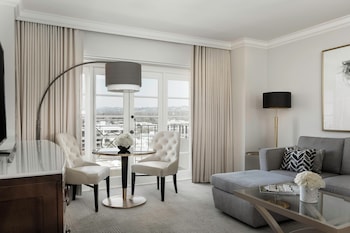 Suite (Palm)