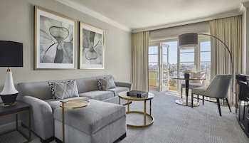 Suite (Palm)