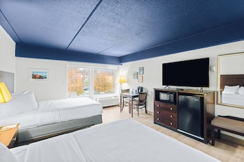 Room, 2 Queen Beds, Accessible, Non Smoking