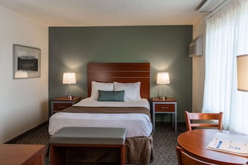 Suite, Multiple Beds, Refrigerator & Microwave (with Sofabed)