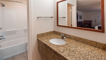Standard Room, 2 Queen Beds, Microwave