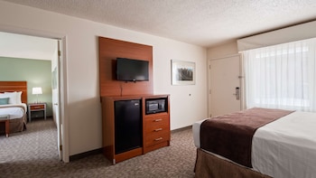 Suite, Multiple Beds, Refrigerator & Microwave (with Sofabed)