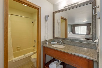 Standard Room, 2 Queen Beds, Non Smoking, Refrigerator & Microwave