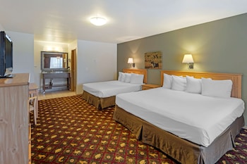 Suite, 2 Queen Beds, Non Smoking, Refrigerator & Microwave