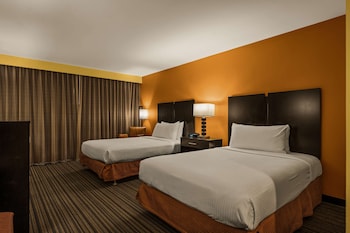 Standard Room, 2 Double Beds, Non Smoking, Refrigerator & Microwave