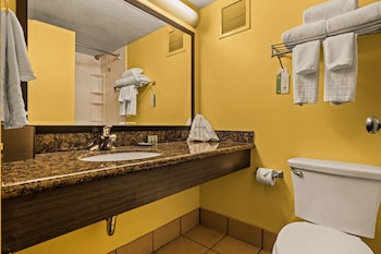 Standard Room, 2 Double Beds, Refrigerator & Microwave, Courtyard View (Stair Access Only)