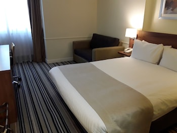 Standard Room, 1 King Bed with Sofa bed