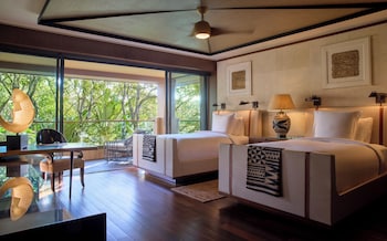 Room, 2 Double Beds, Garden View
