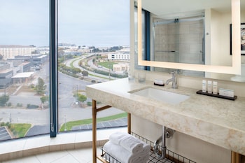 Studio Suite, 1 King Bed